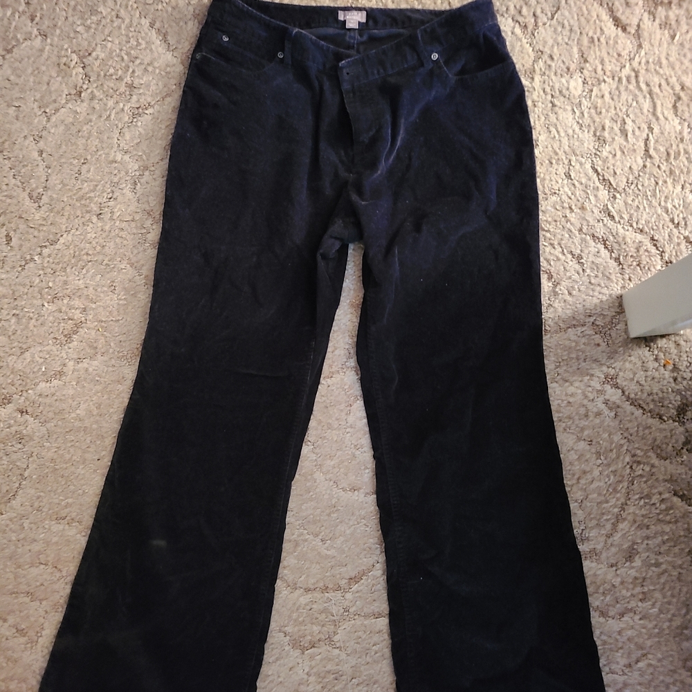 Black khaki pants